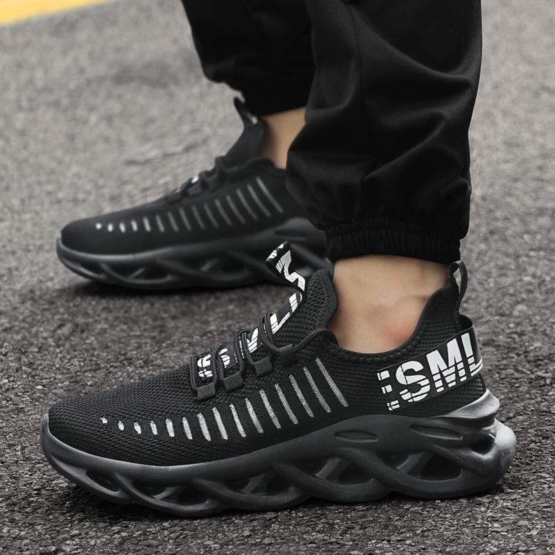 Sports Shoes Men's Breathable Fly Woven Men's Shoes Fried Dough Twists Soles Hollow Thick Soles Large Casual Shoes