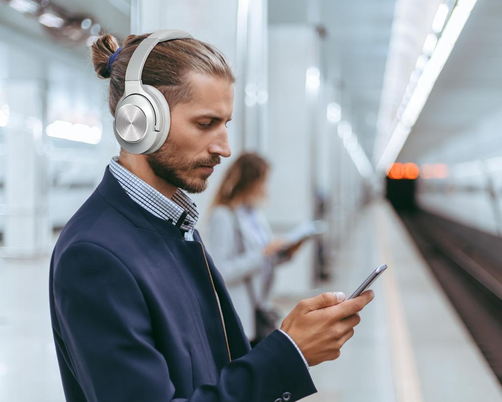 Sluchátka s aktivním potlačením hluku, 65h bezdrátová Bluetooth sluchátka přes uši Bezdrátová sluchátka s hlubokými basy, černá