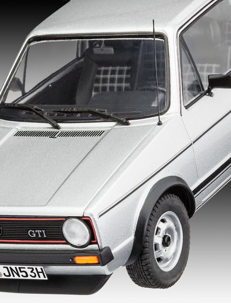 German Revell 1/24 VW Golf 1 GTI 07072 Plastic Model