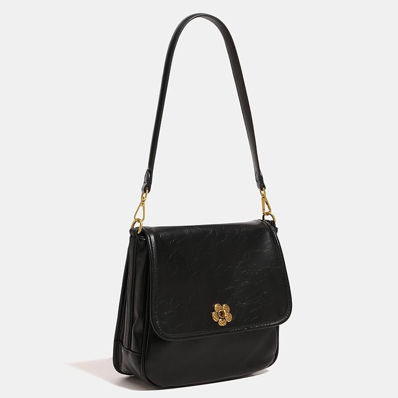 Модные маленькие сумки через плечо для женщин — фото 3