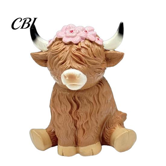 Healing Cartoon Animal Models Highland Cow Figurine, Resin Sitting Sculpture, Farmhouse Desk Matte Finish Crafts Decoration, Cute Statue for