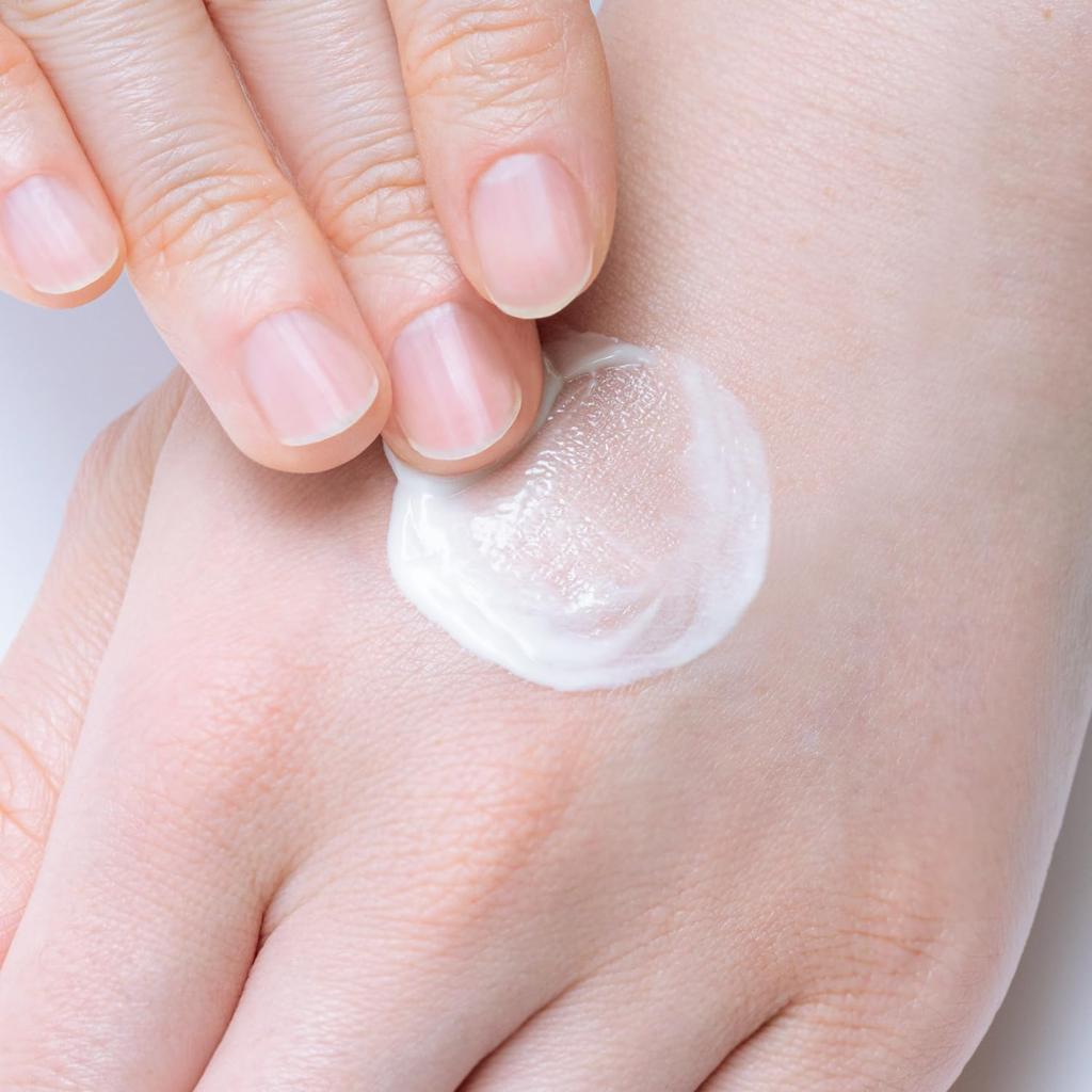 Suncut KOSE Multivitamin UV Essence 80g Sunscreen with Bonus SPF50+ PA++++