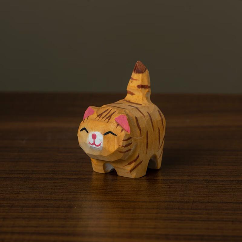 OLOMM Hand-Painted Solid Wood Lucky Cat Ornament