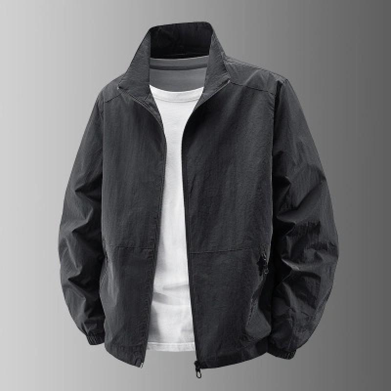 Mens Lightweight Outdoor Casual Jacket With Hood Multiple Pockets Slim Fit Daily Wear
