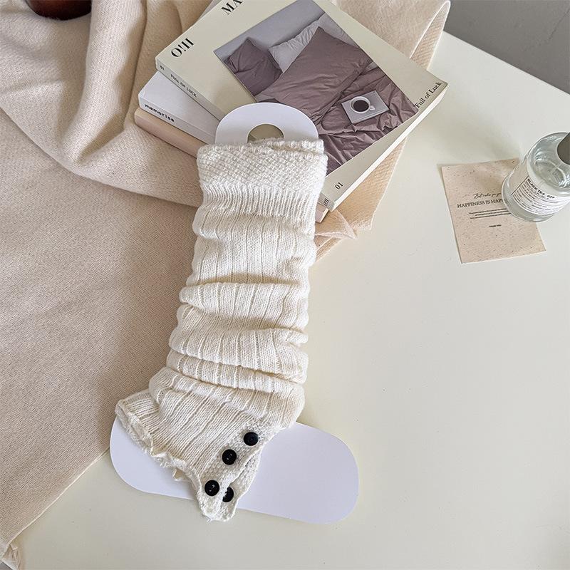 

Женские осенние новые однотонные вязаные носки-гольфы с пуговицами, подчеркивающие стройность 1 pair молочный белый