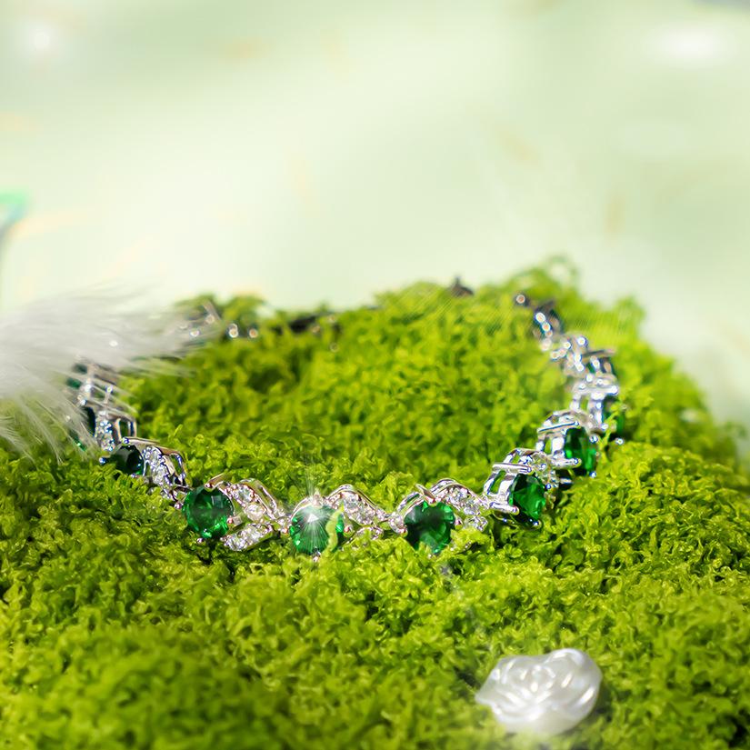 Female Versatile Niche High-End Jewelry Temperament Gorgeous Gold-Plated Green Jewelry Bracelet