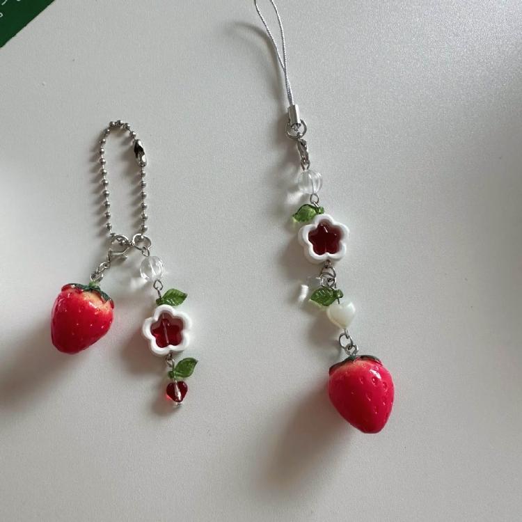 Sweet Strawberry Beaded Pendant Charm for Mobiles and Key Holders Phone Lanyards