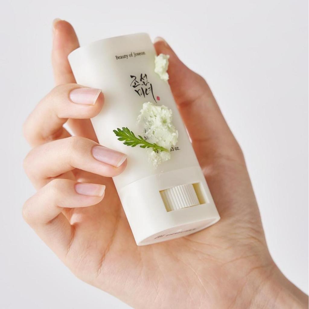 Beauty of Joseon Matowy sztyft przeciwsłoneczny Mugwort + Camelia 18g