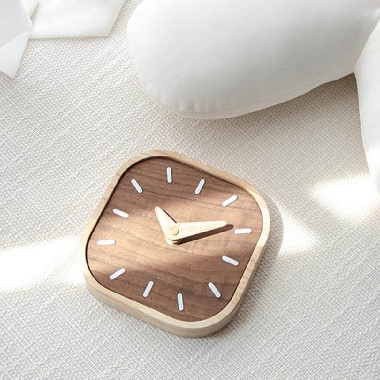 Small Scale Wood Desk Clock with Luxurious Walnuts Tone Silents Bedsides Clock for Gifting