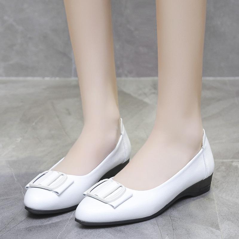 Middle-aged and Elderly Single Shoes Women's Elderly Shoes Low-heeled Thick-heeled Pointed Toe Shallow Mouth Work Shoes