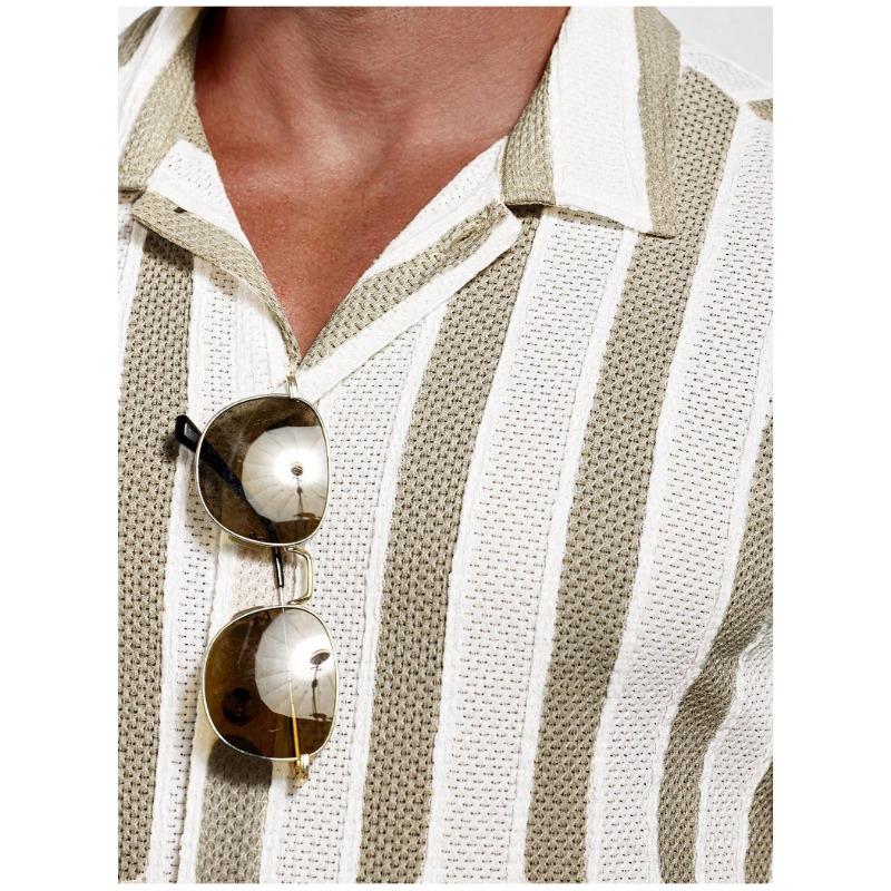 Men Vertical Stripe Hollow Out Cuban Collar Short Sleeve Loose Casual Button Down Shirt