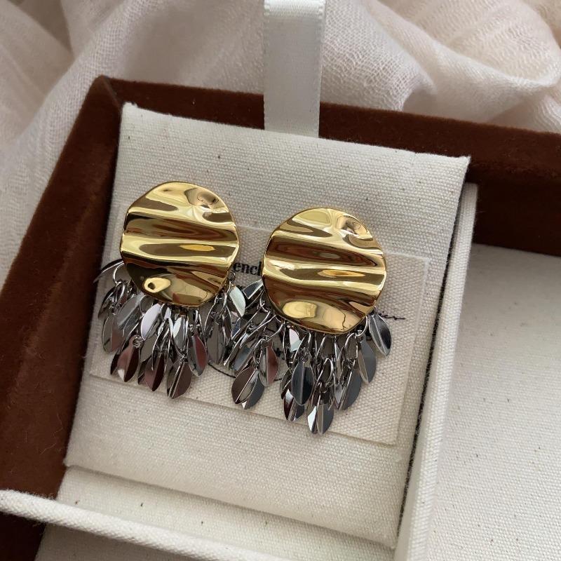 

Wheat Ear Leaves Gold And Silver Contrast Tassel Earrings, Niche Design Earrings, Earrings, Pendants, Simple And Versatile Quality