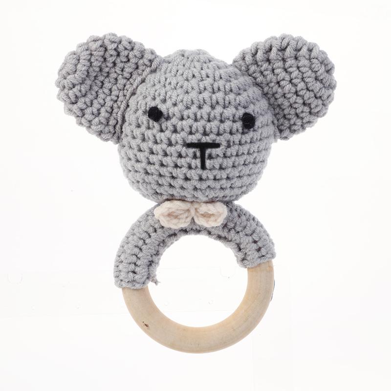 Wholesales Natural Wood Baby Rattles Accessories Baby Toys Rattle Bear Animal Shape Cotton Rattle