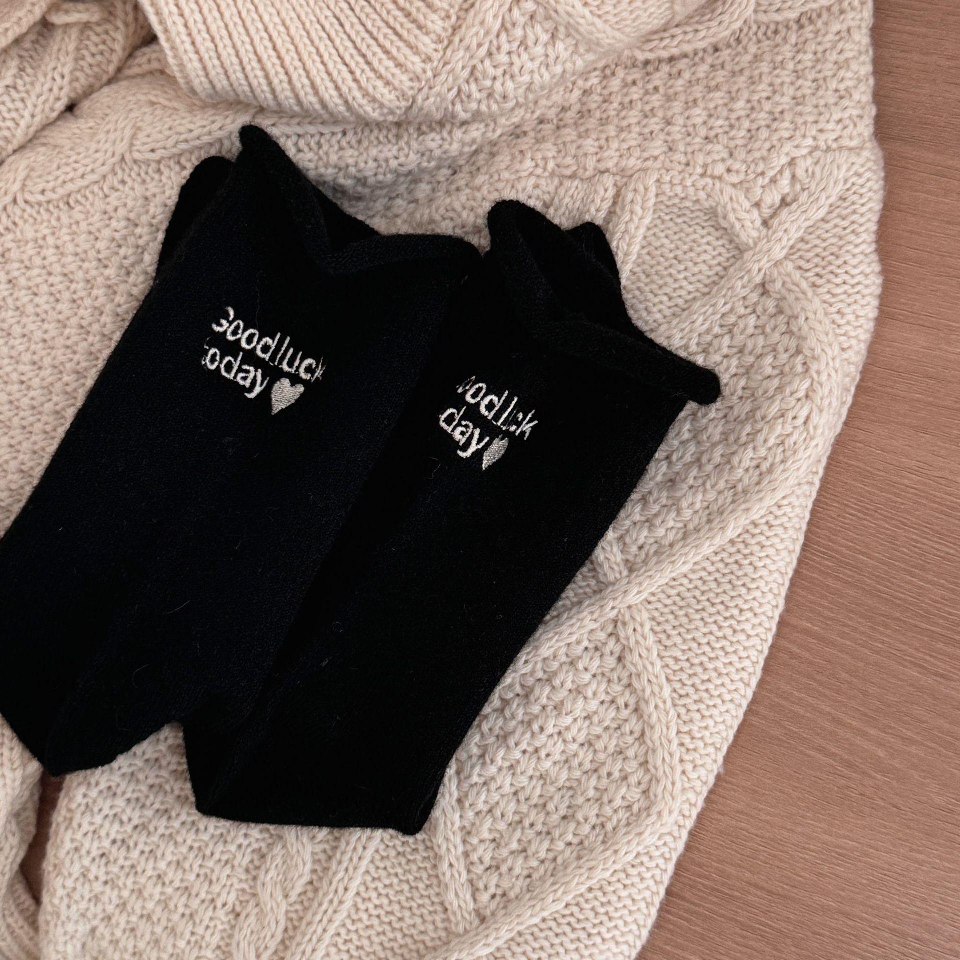 

New Product Goodluck Rolled Wool Socks Soft And Waxy Warm Pile Socks Socks For Women one size чорний