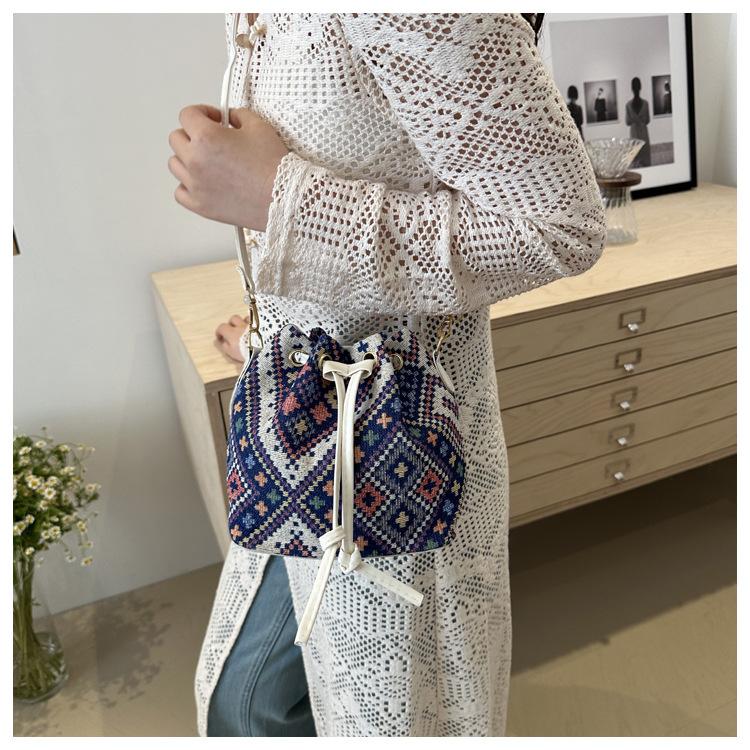 Ethnic Style Canvas Handheld Bucket Bag for Women Fashion Retro Shoulder Purse