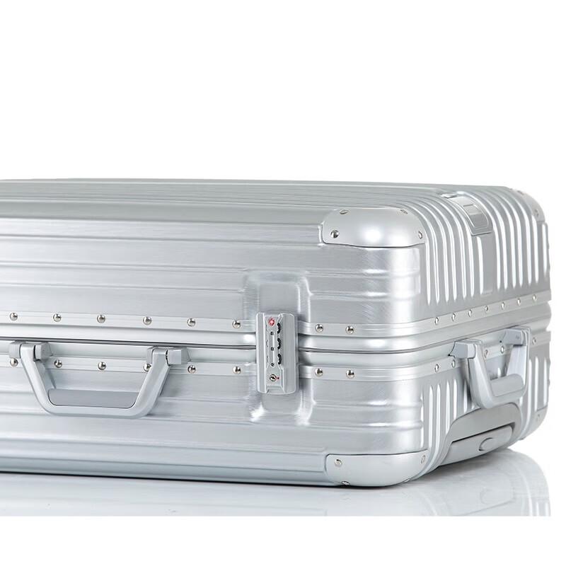 H1830 Aluminum Frame Hardside Spinner Luggage