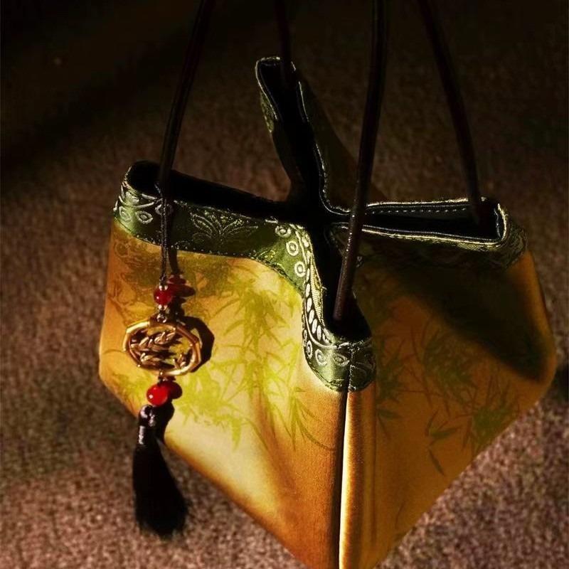 New Chinese Style National Trend Bags Xiangyun Silk Square Handbag for Cheongsam Women's Small Handheld Purse