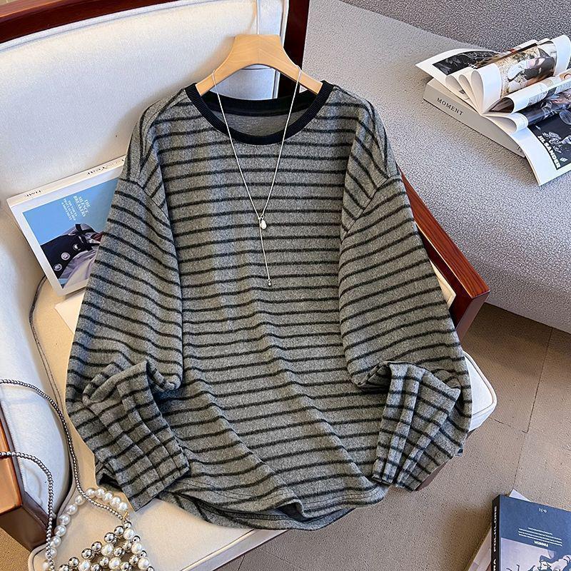 Plus Size Velvet Color Block Striped T-shirt: Korean Style, Long Sleeve, Loose Fit, Slimming & Warm Women's Top