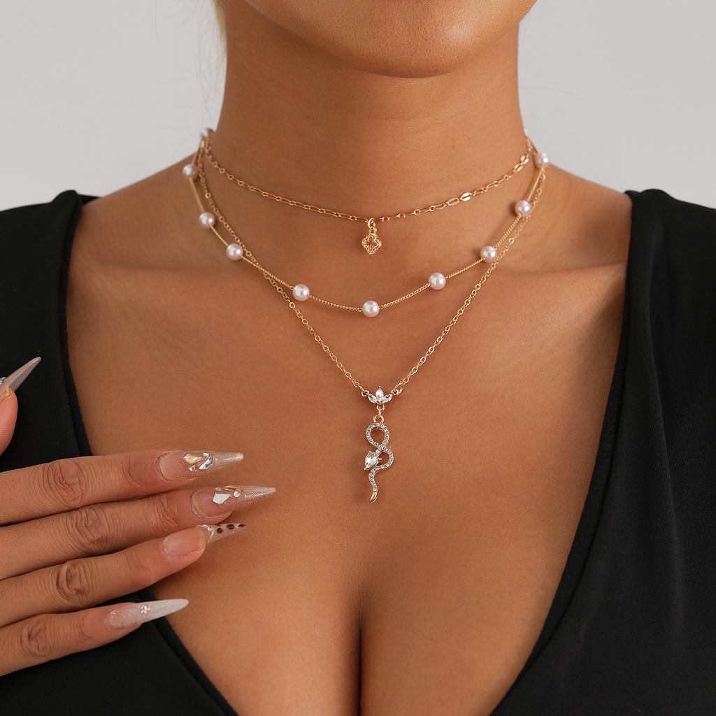 INS Perlenkette Vintage Funkelnder Diamant Kokospalme Schlange Anhänger Element Schlüsselbein Kette Halskette