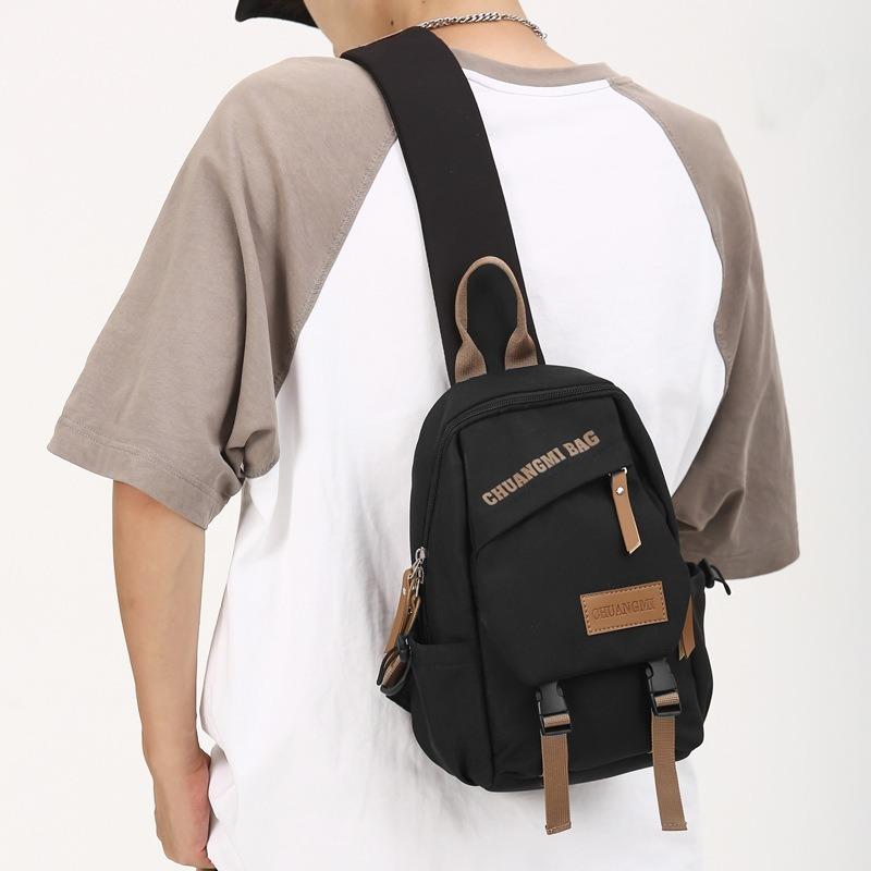 Borsa a tracolla da donna in tessuto di nylon, grande capacità, nuova, estiva, versatile, casual, di nicchia, borsa a petto sportiva