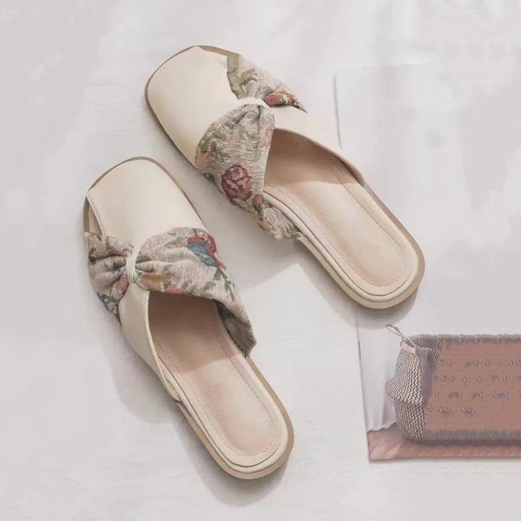 Baotou half slippers women's summer new late evening breeze gentle matching skirt versatile lazy one pedal flat-bottomed temperament sandals