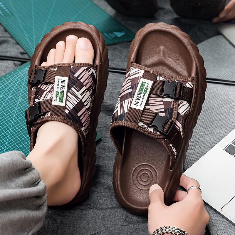 Fashion Men's outdoor casual slippers summer soft sole comfort anti slip beach shoes fashion thick sole breathable sandals walk slippers