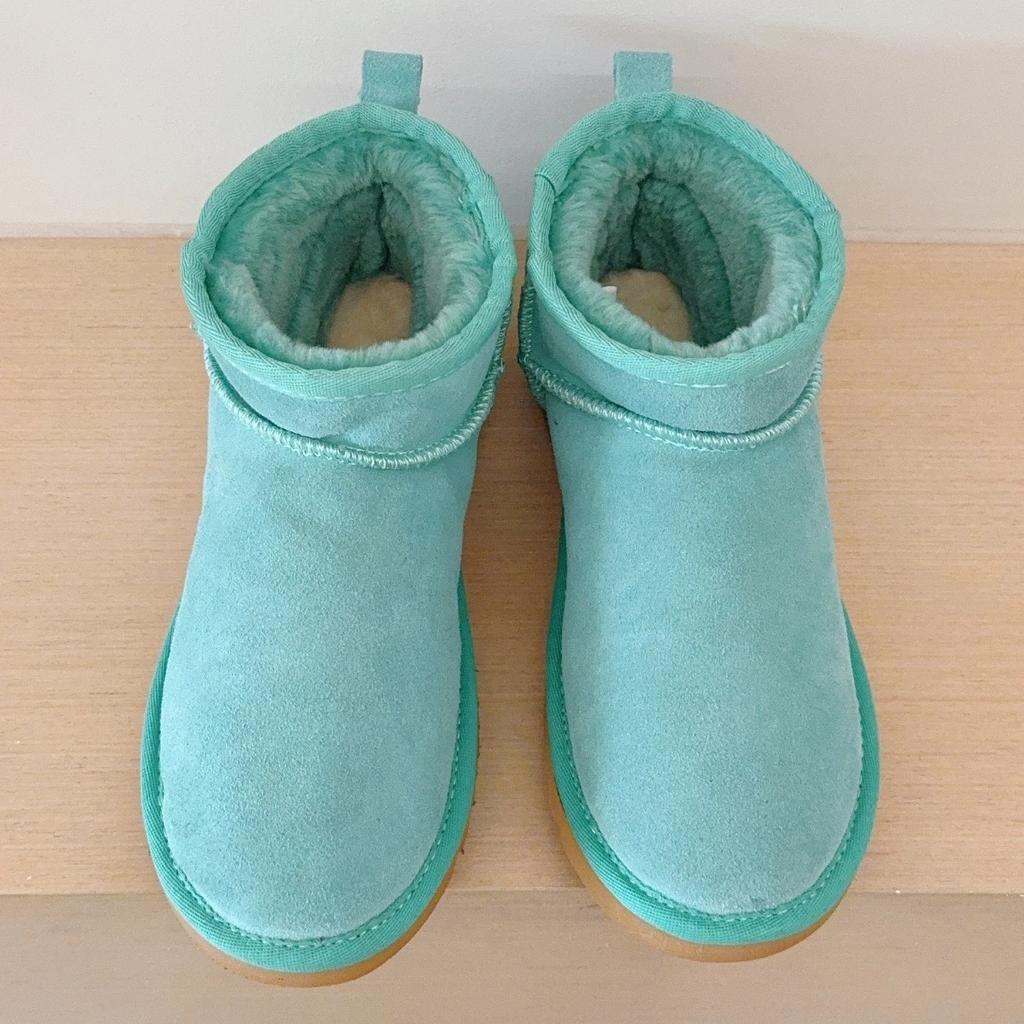 Winter Shoes Classic Women Genuine Cow Leather Snow Boots 2027 New Design Female Super Mini Warm Fur Slippers Man Short Boots