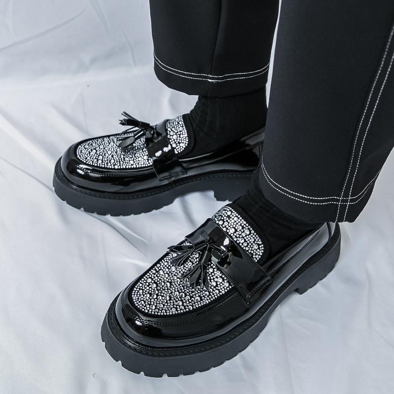 Fashion Spring New Men Comfortable Ultra Light Water Diamond Tassel Leather Shoes Fashionable Thick Soled Breathable Casual Leather Shoe