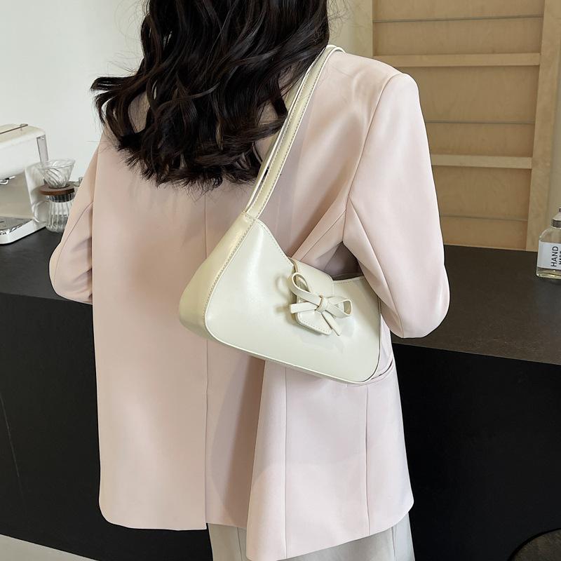 Premium Sense Underarm Bag Women's 2025 Spring New Fashion Popular Shoulder Bag Versatile Going Out Bag