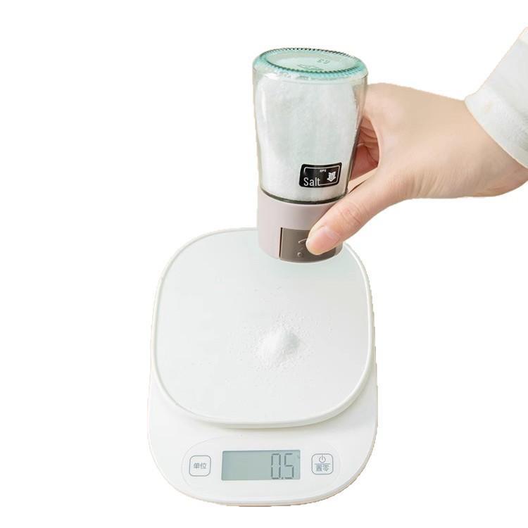 Newcomer Special: 5 Yuan Off - Press-Type Seasoning Jar for Kitchen, Sealed & Moisture-Proof Salt Control Bottle