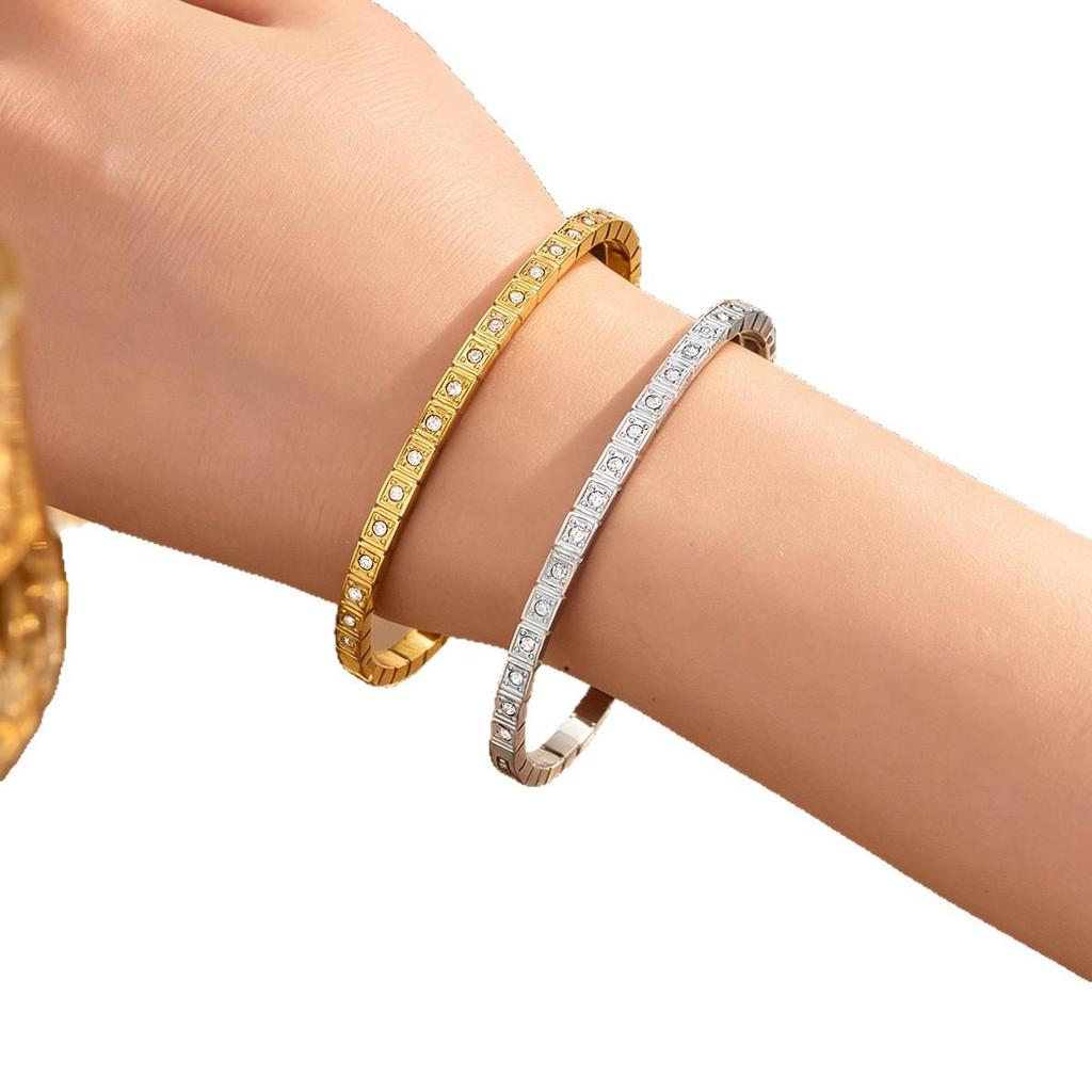 Women's Zircon Starry Titanium Steel Bracelet - Elegant European & American Fashion