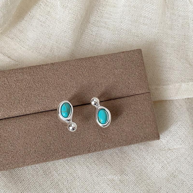 Asymmetrical Natural Stone Earrings Retro Exquisite Fashion Jewelry