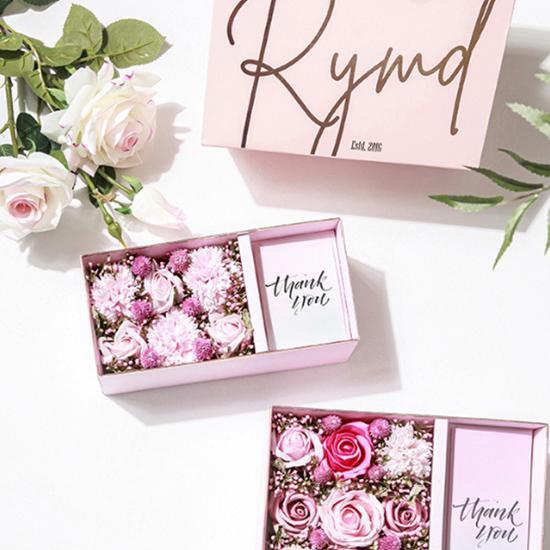 Cutie bani de buzunar cadou pentru parinti mic_2 culori (produs principal + geantă de cumpărături premium furnizată), o expresie populară în Coreea