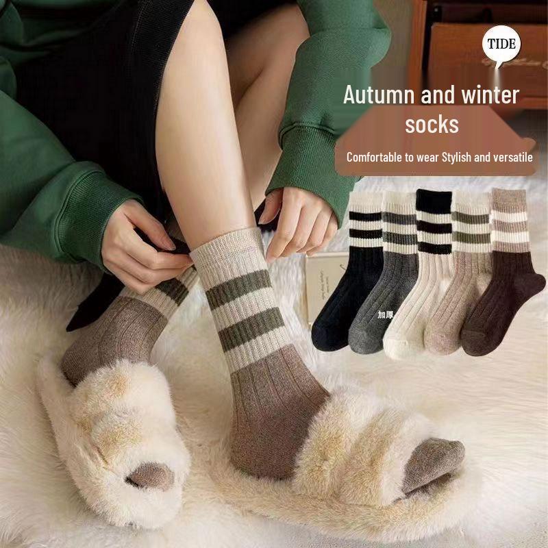 Korean Style Bowknot Ladies Mid-Calf Piled Socks for Autumn and Winter