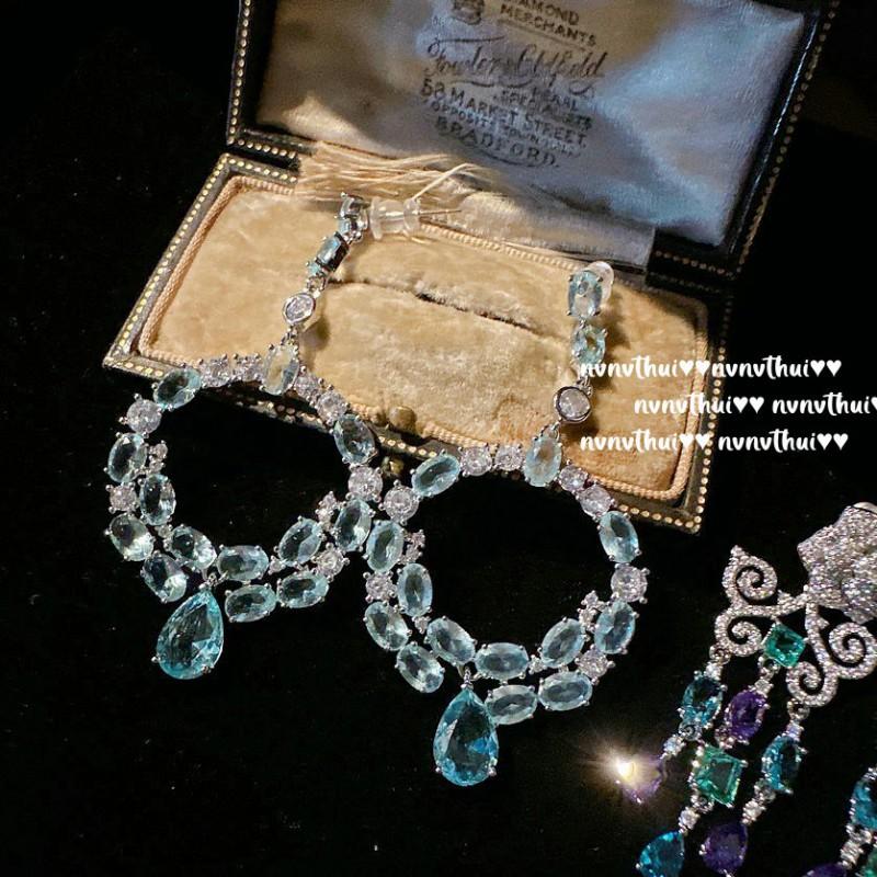 Vintage-Inspired Fog Blue Zircon Hoop Earrings With Floral Wreath Design 18K Gold Plated Geometric Statement Jewelry Women