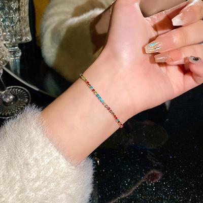 Luxuriöses farbiges Zirkonia-Armband für Damen – High-End-Design, beliebter Stil, von Prominenten inspiriert