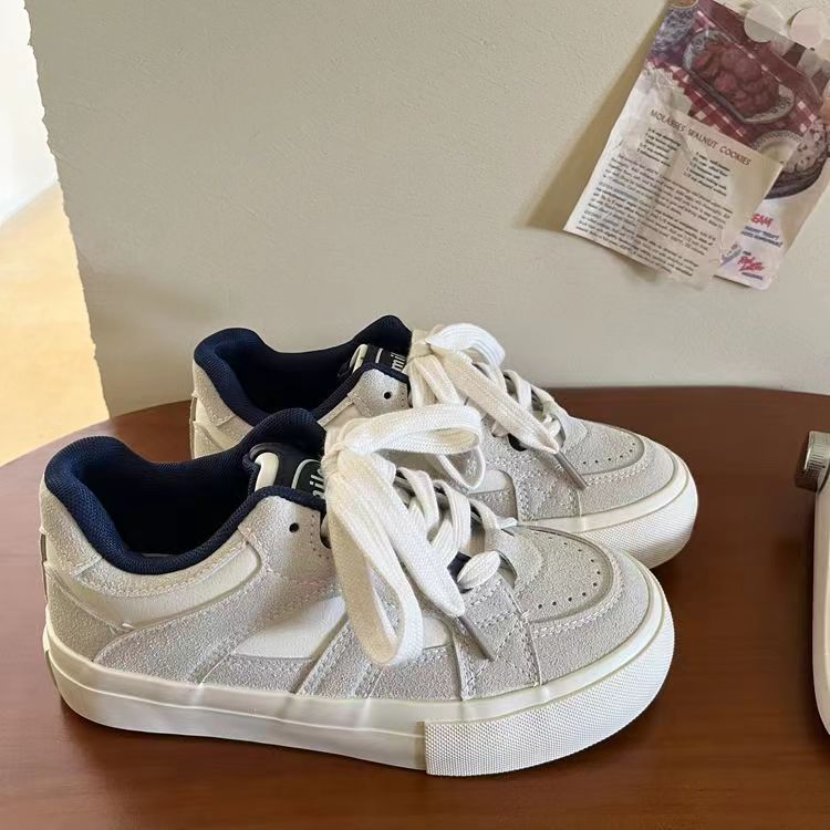 

Холщовые туфли женские взрыв 2025 весна новые маленькие белые туфли оригинальная нишевая обувь универсальная на толстой подошве повседневная 35 серый