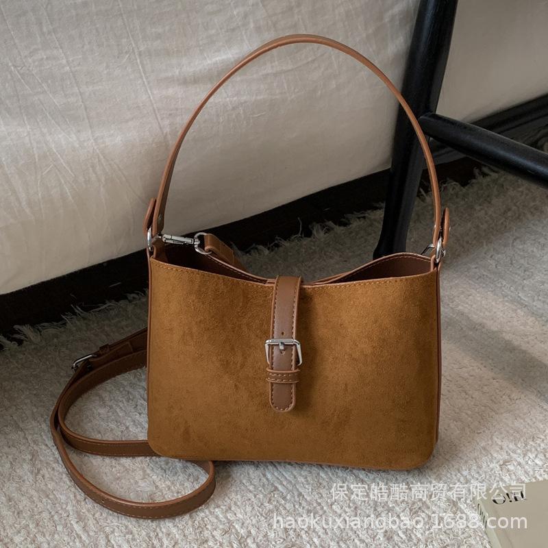 Vintage Maillard brown small bag 2025 new casual versatile women's messenger bag exquisite portable bucket bag