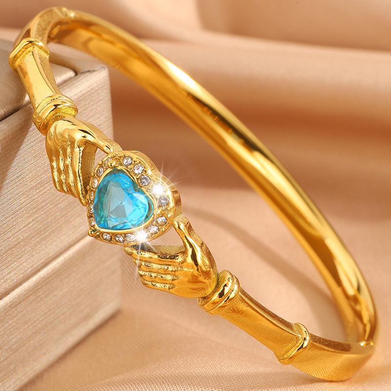 Fashionable and Luxurious Sea Blue Heart Women s Versatile Love Bracelet for Best Friends 17CM