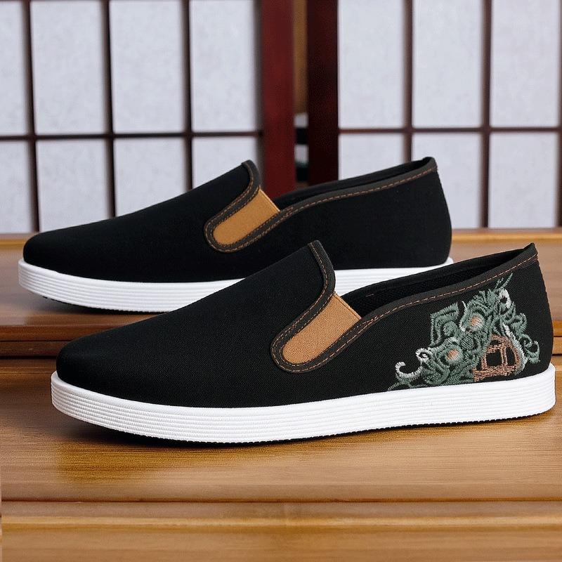 Embroidered old Beijing cloth shoes men's soft-soled breathable one-pedal casual shoes low-top comfortable middle-aged dad shoes