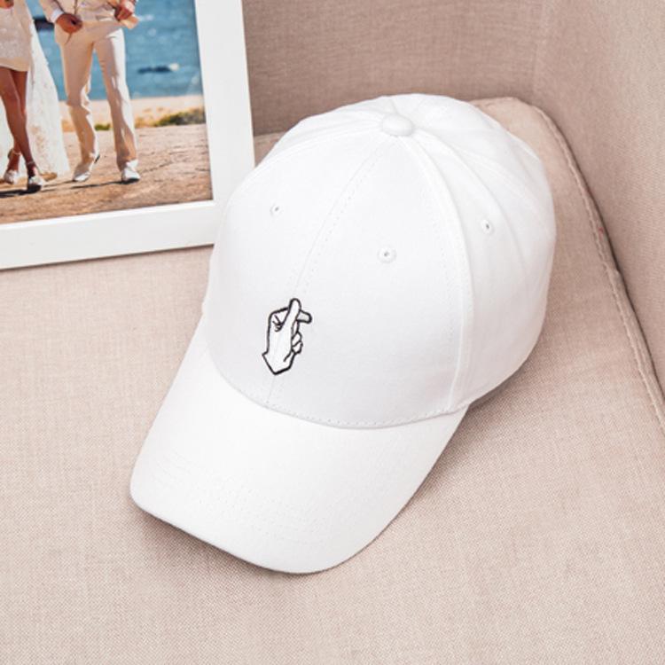 Hat Men'S And Women'S Side Embroidery Love Letter A Baseball Cap, Spring And Summer Outdoor Leisure Curved Brim Cap