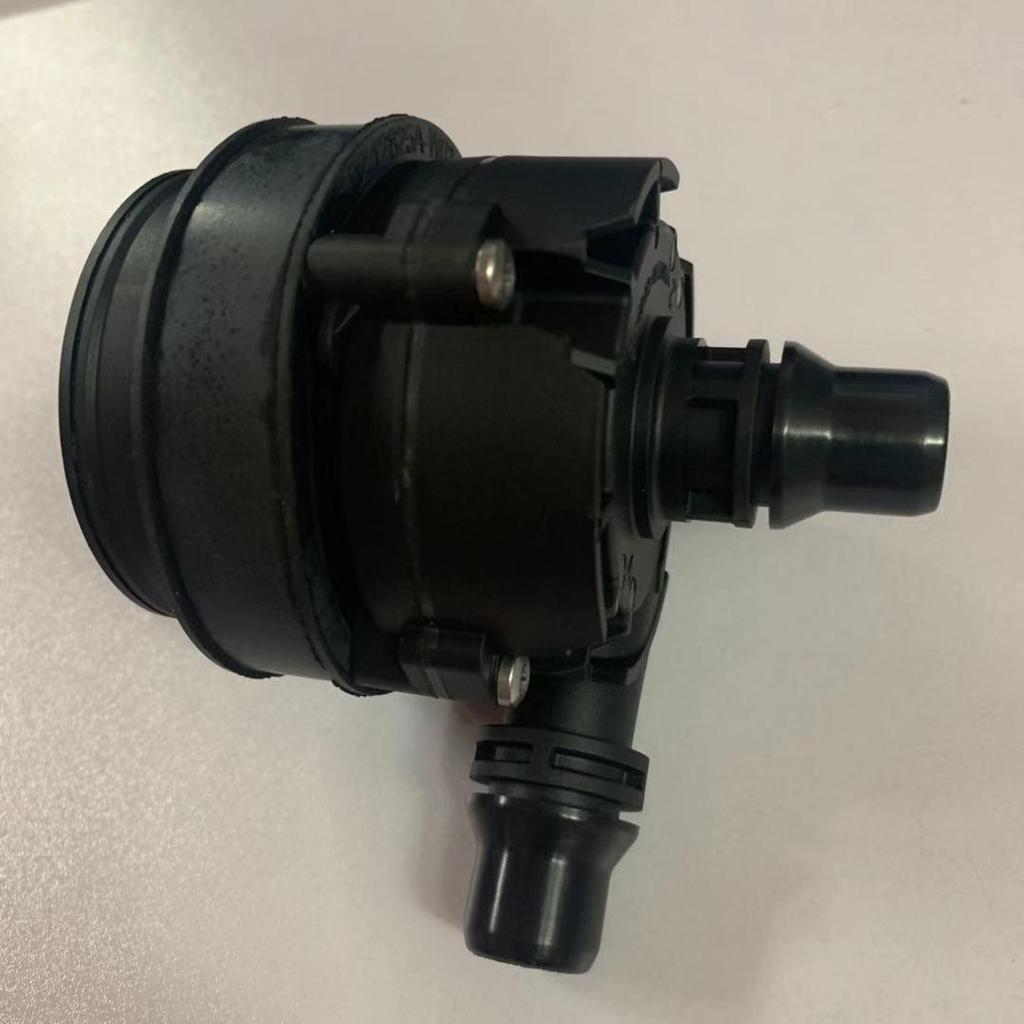 Mercedes A205 C200/C300 4WD Auxiliary Coolant Water Pump 0005004386