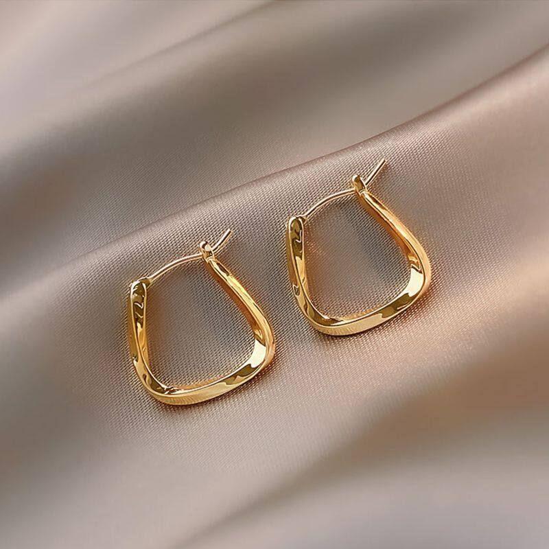 Fashion Retro Metal Geometry Silver Stud Earrings Women's 2023 Earrings Cold Wind Fancy Graceful Earrings