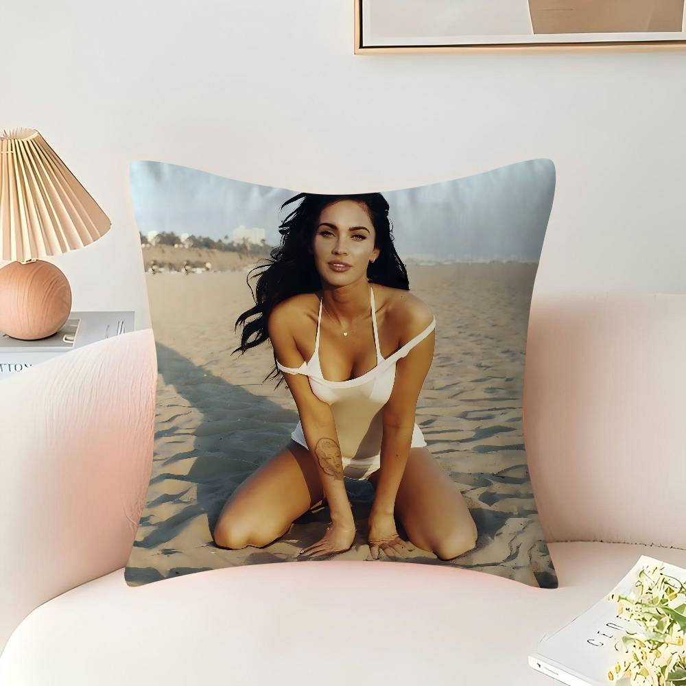 M-Megan D-Denise Fox Pillowcase Toon Gift Cushion Cover Bedroom Home Sofa Chair Seat Decor Pillow Case