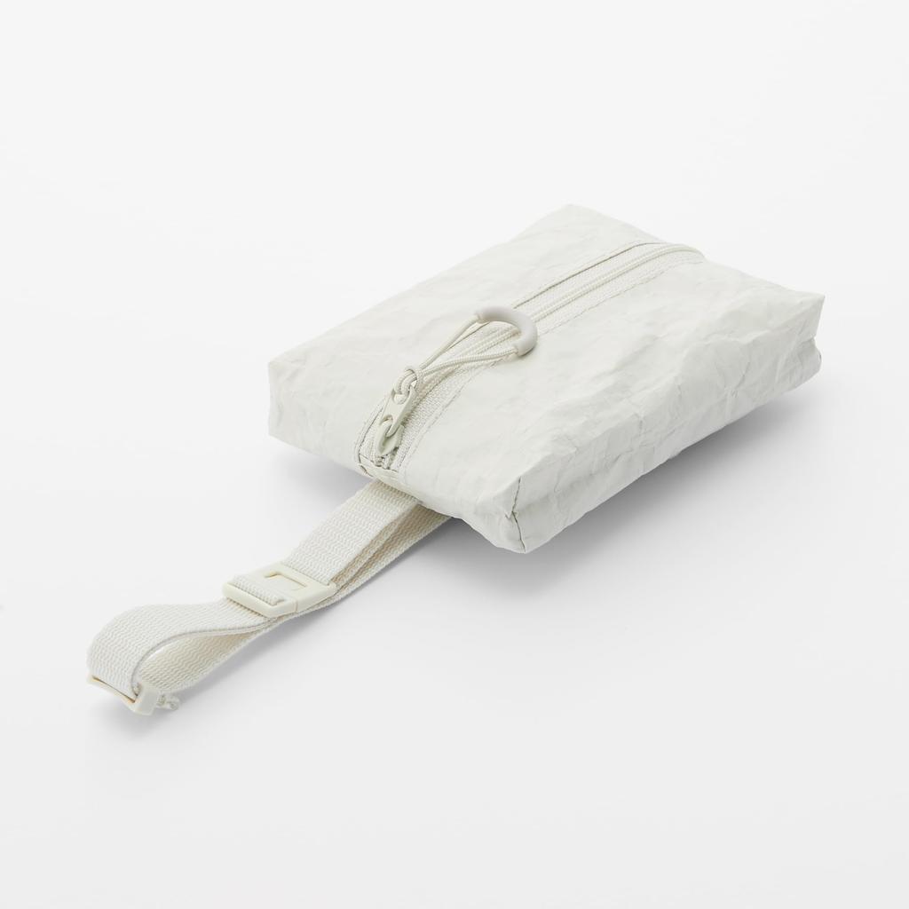 MUJI Polyethylene Sheet Case, Light Beige, Medium, NGB97A1A