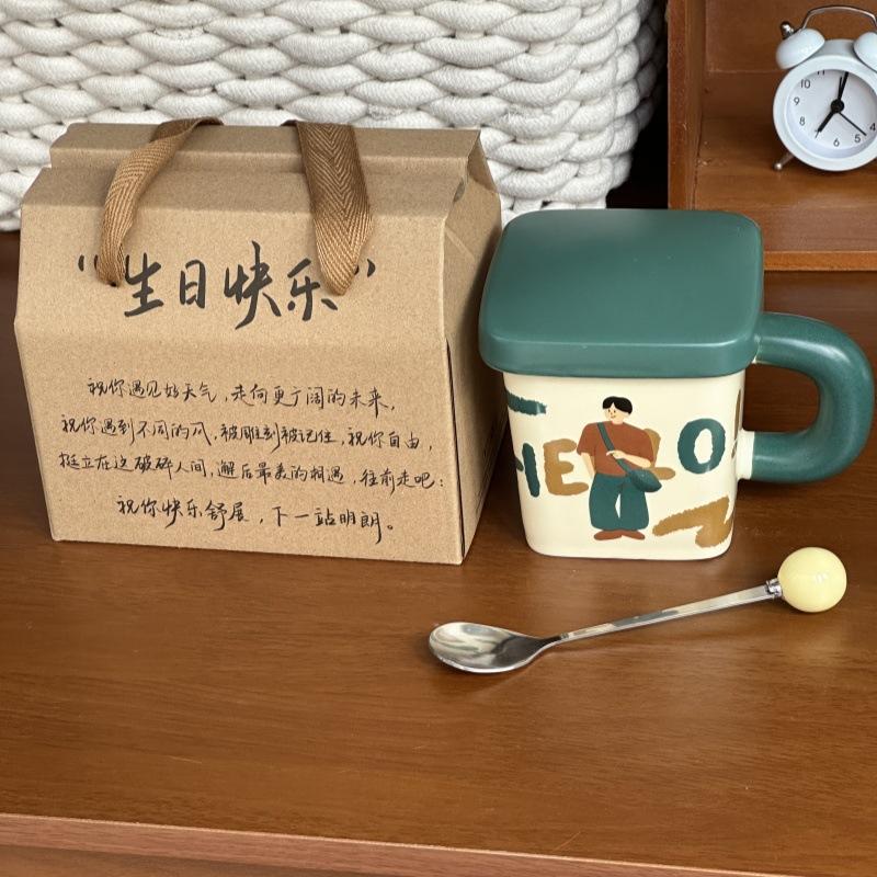 Cute retro boy and girl mugs, couple high-value ceramic drinking cups, birthday gifts for girlfriends