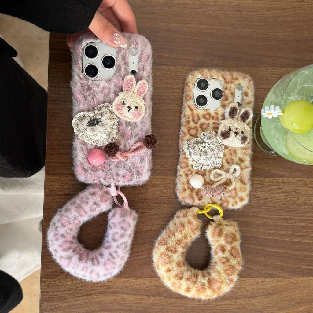 Leopard Print Plush Rabbit Case Suitable for iPhone 17 Pro Max iPhone 16 Handle Strap 15 Cute 14/13