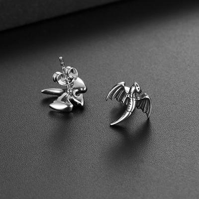 Auskarai – Ausų smeigės