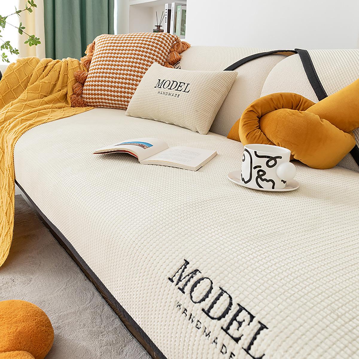 

Бархатная диванная подушка из кукурузного бархата, универсальная нескользящая подушка на четыре сезона, простой современный новый чехол для дивана, тканевый чехол 70*70cm