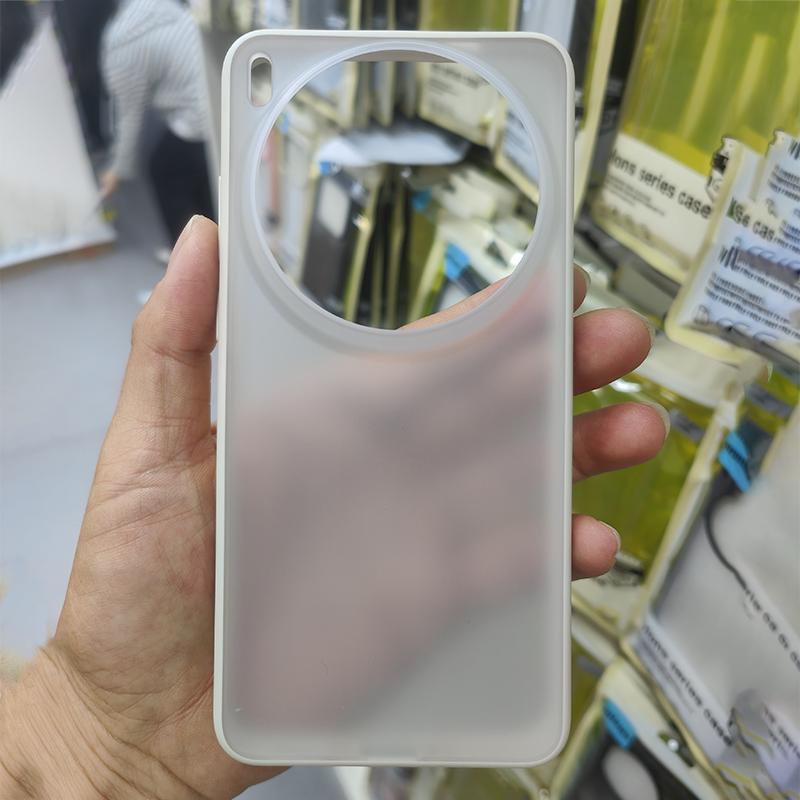

For Vivo X300s and X300 Ultra Case Magnetic Frosted Semi-transparent Baby Skin Raised Camera Lens Lips Hybrid Soft Cover Pc + tpu&vivo X300 Ultra